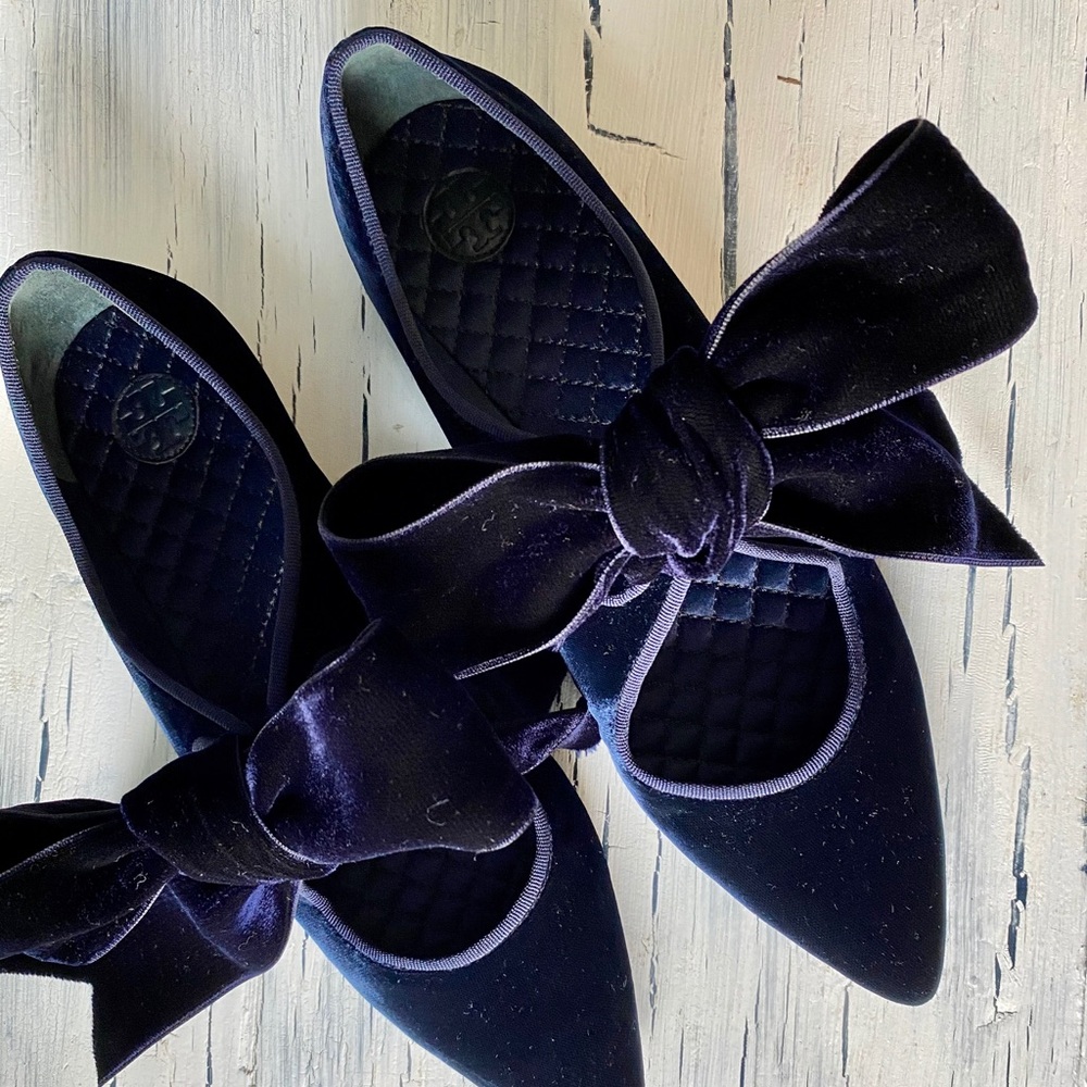 TORY BURCH Clara Velvet Flats in Midnight Blue NEW